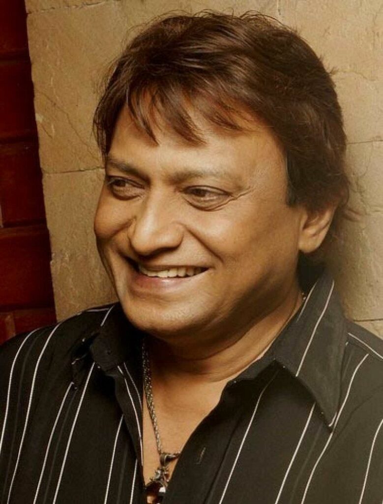 Shabbir Kumar Wiki, Age, Wife, Children, Family, Biography & More WikiBio
