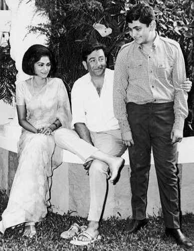 Simi Garewal with Raj Kapoor and Rishi Kapoor