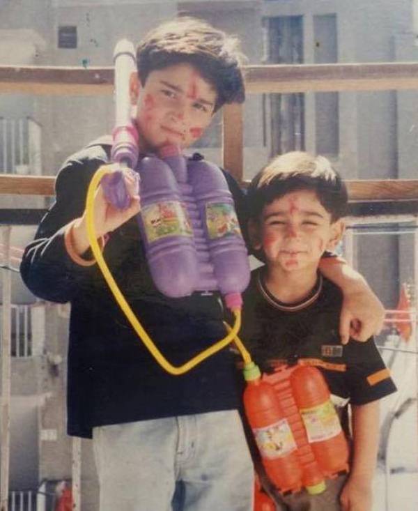 A childhood picture of Chayan Chopra (right) with his elder brother Rachit Chopra