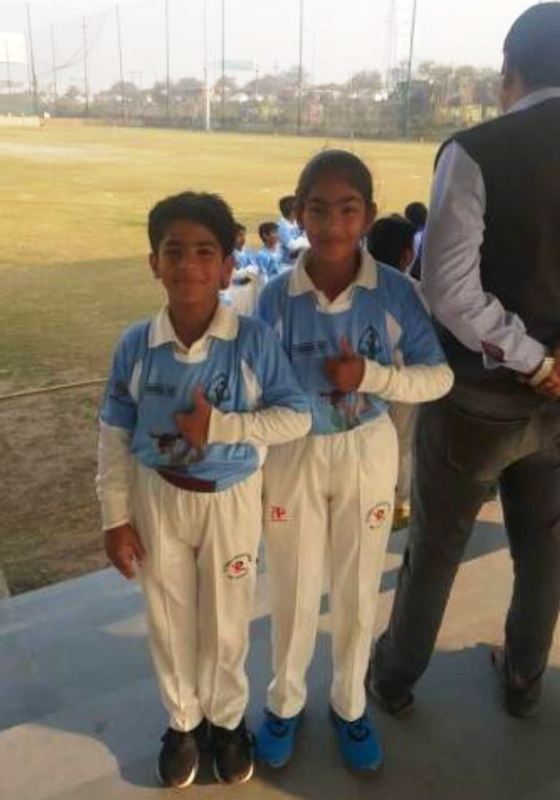 A childhood picture of Parshavi (right) with younger brother Raghav Chopra