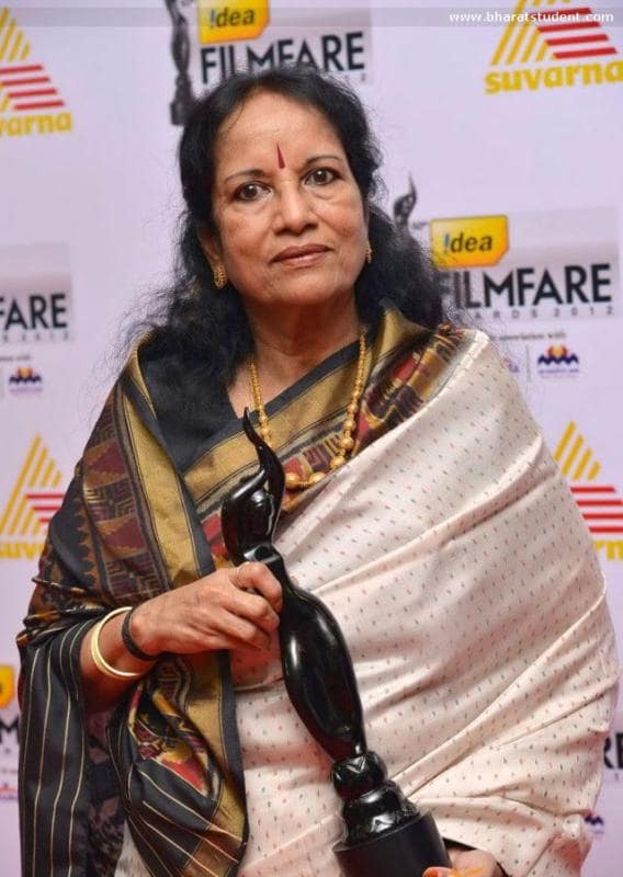 A photo of Vani with her 60th South Indian Filmfare Award