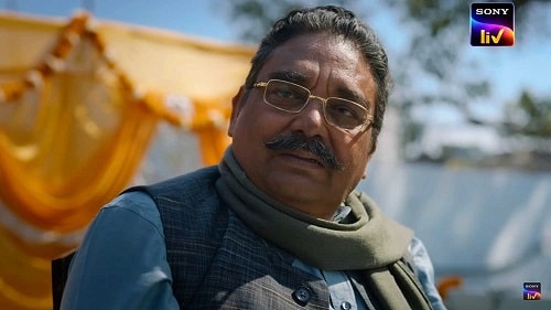 A still of Vineet Kumar from Maharani
