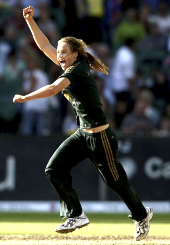 Ellyse Perry celebrating at wicket during her debut T20I match against England in 2008