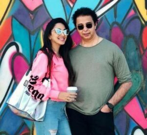 Jagdeep Advani Wiki, Age, Family, Biography & More - WikiBio