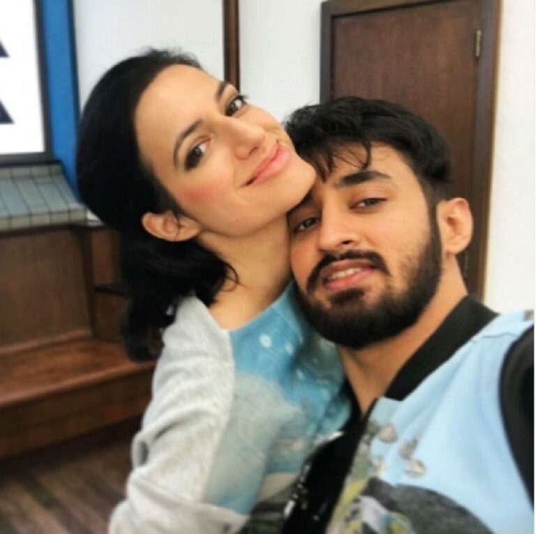 Jeeva Wiki, Height, Age, Girlfriend, Family, Biography & More WikiBio