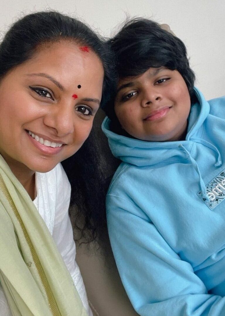 Kavitha Raj Family K. Kavitha Wiki, Age, Caste, Husband, Family, Biography - WikiBio