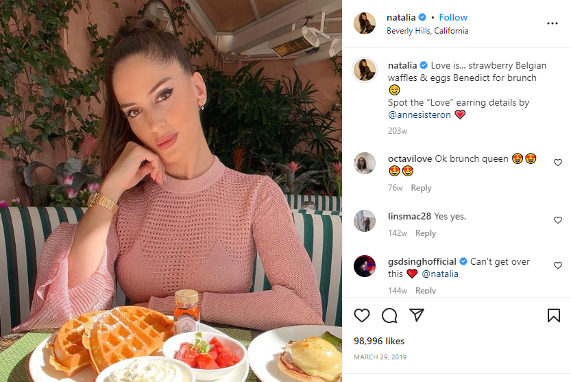 Natalia Barulich's Instagram post showcasing her food habit