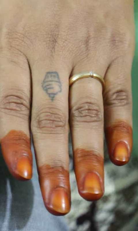Sneha Deepthi's tattoo on her fingers