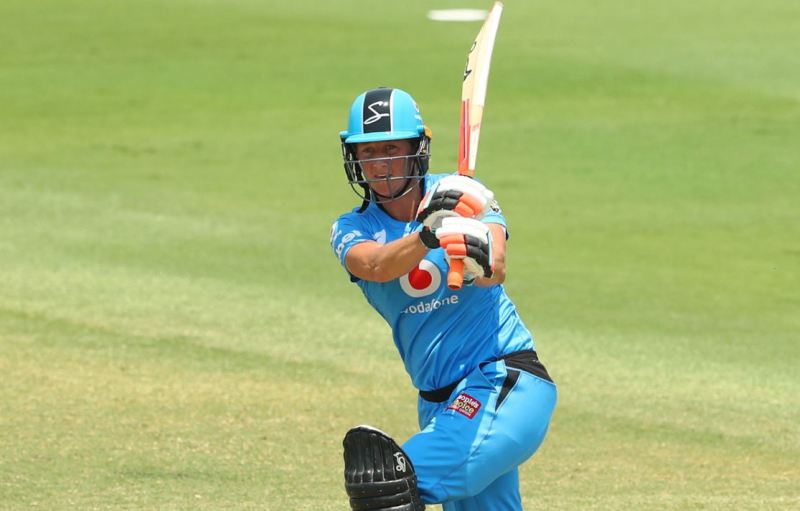 Sophie Devine playing for Adelaide Strikers