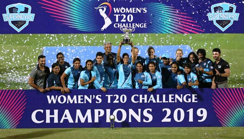 Sophie Devine with her team IPL Supernovas after winning the 2019 Women's T20 Challenge