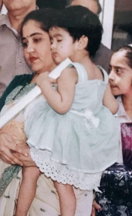 Twinkle's childhood picture
