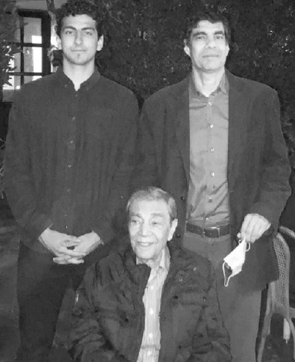Zia Mohyeddin with his eldest son and grandson