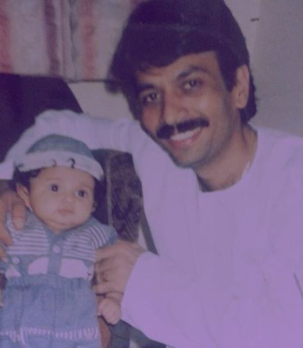 A childhood picture of Swini Khara with her father