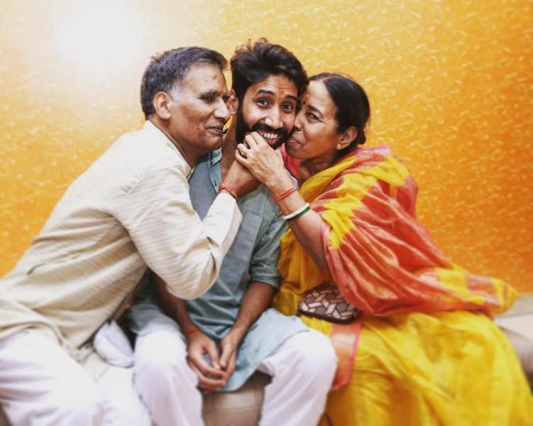 Abhilash Thapliyal with his parents