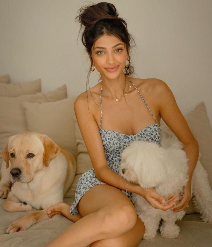 Alanna with dogs