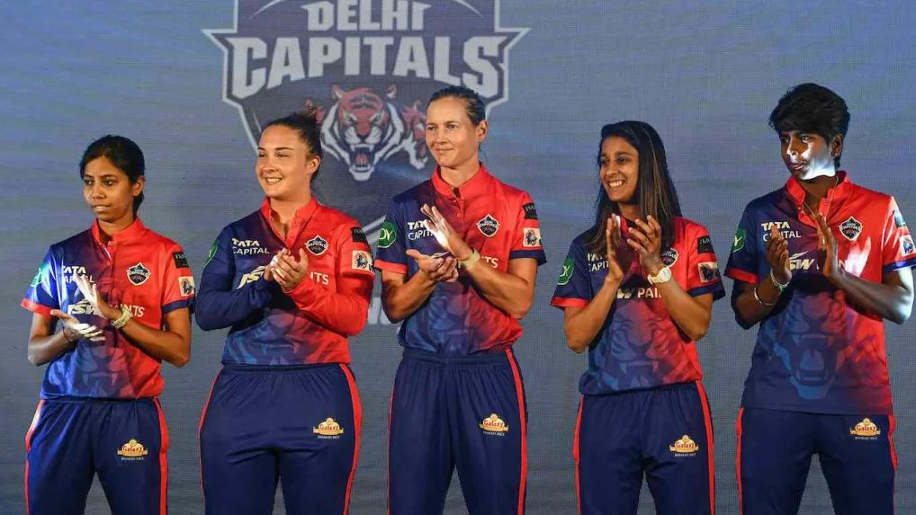 Aparna Mondal as a part of Delhi Capitals Women team