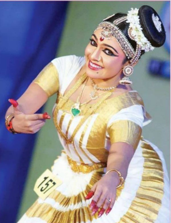Arya Parvathy while performing the Indian classical dance form Mohiniyattam at the State School Arts Festival