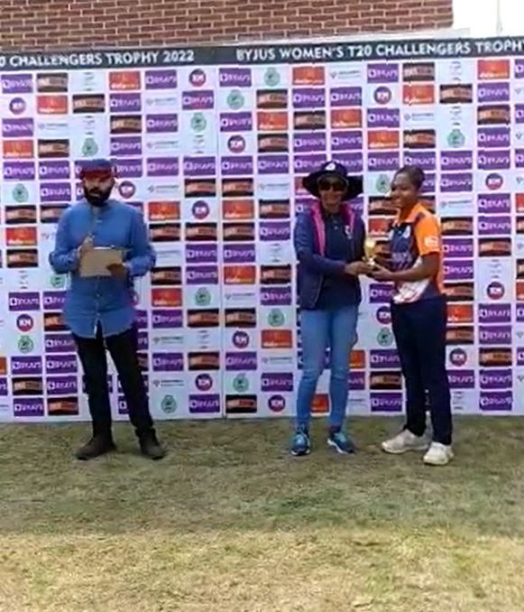 Jintimani Kalita receiving an award for Player of the match during Byju's Women's T20 Challengers Trophy 2022