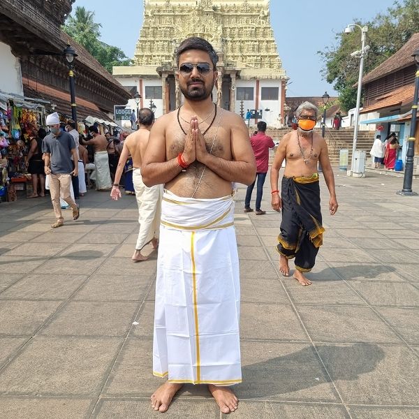 Manish Kashyap during a religious trip to Tirupati Balaji Temple