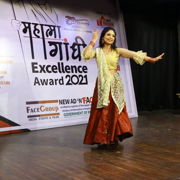 Ritika Gupta while performing at the Mahatma Gandhi Excellence Award event in 2021