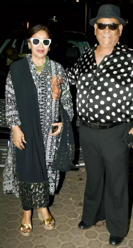 Shashi Kaushik with Satish Kaushik