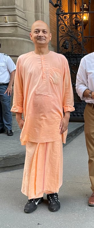Swami Sarvapriyananda 