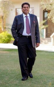 Vikas Malu Wiki, Age, Wife, Family, Biography & More - WikiBio