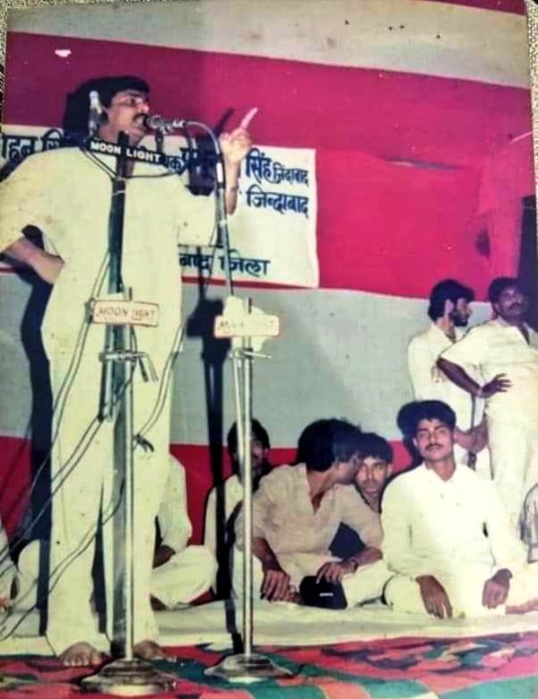 A photo of Anand Mohan taken when he was addressing an election rally in Bihar