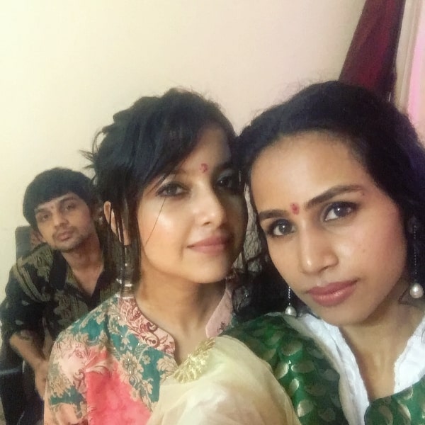 A photo of Disha Thakur with her siblings
