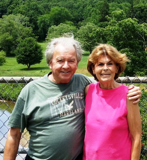 A photo of Gregory Reid Wiseman's parents
