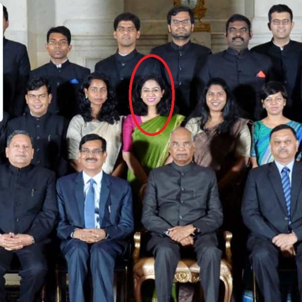 A photo of Saumya Pandey with President Ram Nath Kovind