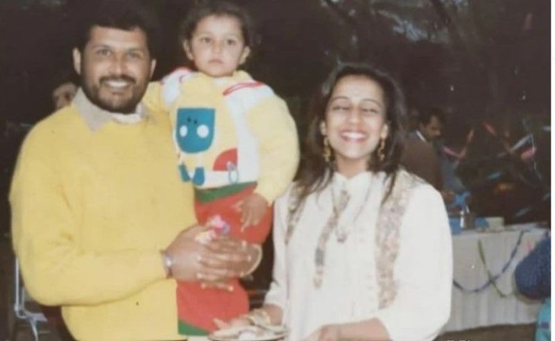 An old photograph of Pawan Chopra with his daughter, Parineeti Chopra, and wife, Reena Chopra