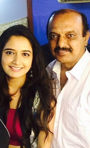 Ashika Ranganath and her father