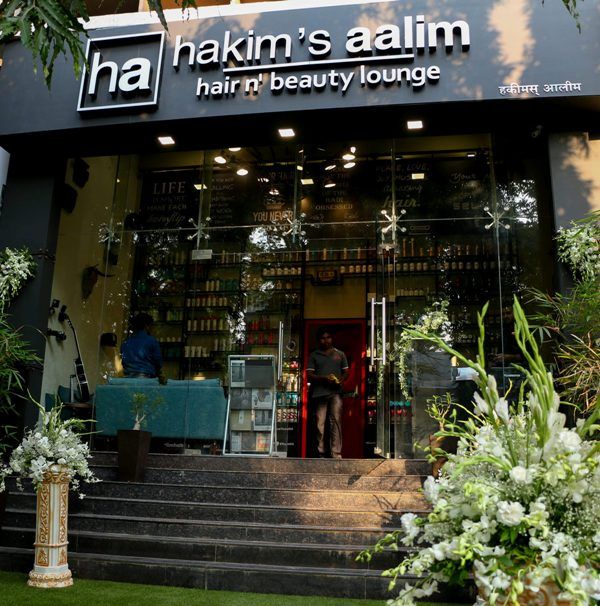 Hakim's Aalim hair n beauty lounge in Pune