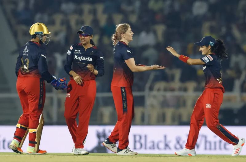 Heather Knight celebrating a wicket after dismissing Ashleigh Gardener while playing for Royal Challengers Bangalore against Gujarat Giants in 2023
