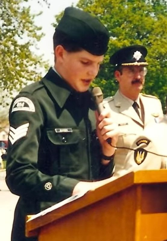 Jeremy Hansen (speaker) during his time at the 614 Royal Canadian Air Cadet Squadron
