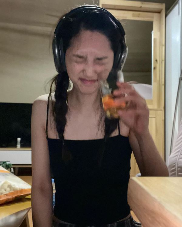 Jung Chae-yul drinking alcohol