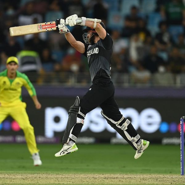 Kane Williamson playing in the 2021 T20I World Cup Final against Australia