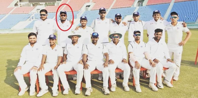 Yash Dayal with Uttar Pradesh team squad