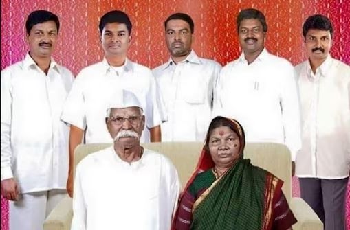 A photo of Satish Jarkiholi (second from left, standing) with his parents and brothers