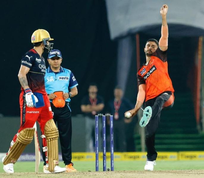 A photograph of Nitish Kumar Reddy playing in the IPL