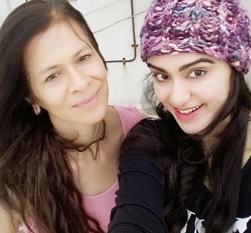 Adah Sharma and her mother
