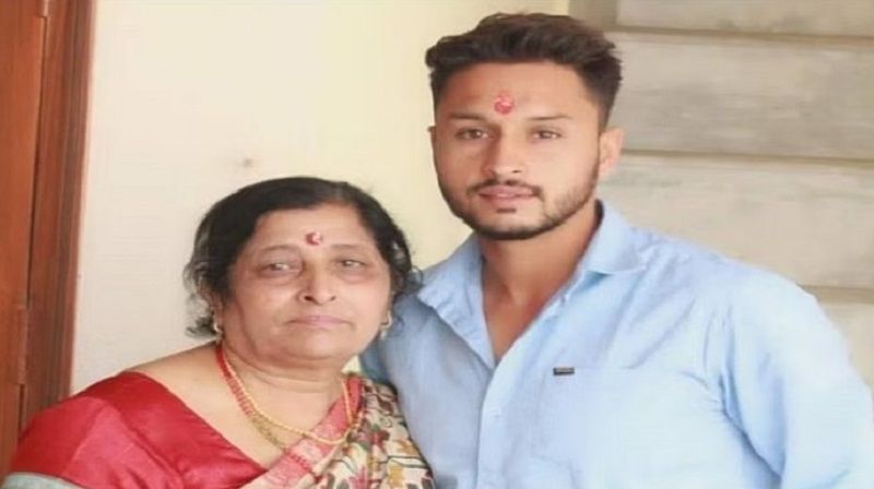 Akash Madhwal with his mother