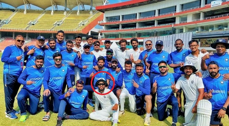 Akash Madhwal with his team after winning the Ranji Trophy 2022