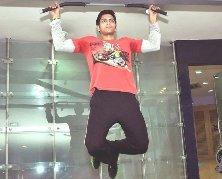 Arjun Chakrabarty doing a exercise in the gym