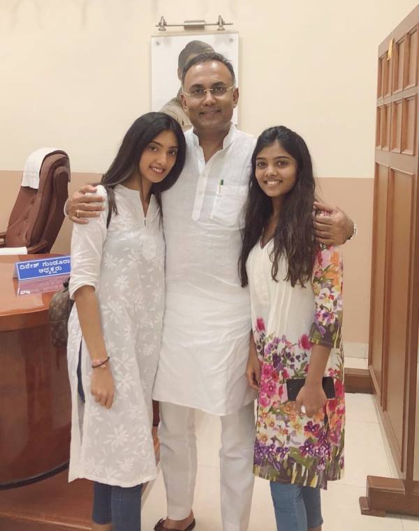 Dinesh Gundu Rao with his daughters