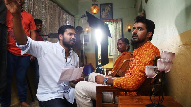 Director Teja Kakumanu and actor Priyadarshi with Gangavva on the sets of ‘Save the Tigers’