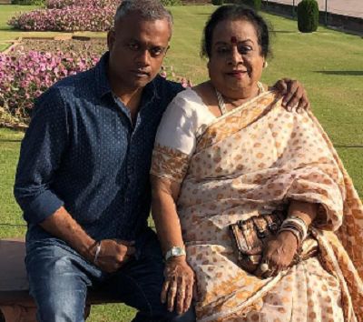 Gautham Vasudev Menon with his mother