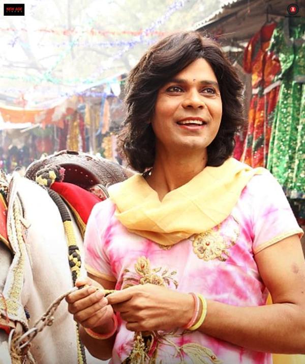 Jaihind Kumar as Rani in the film Baaraat Company