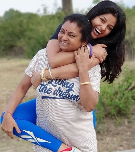 Kanchan Dogra Negi and her mother